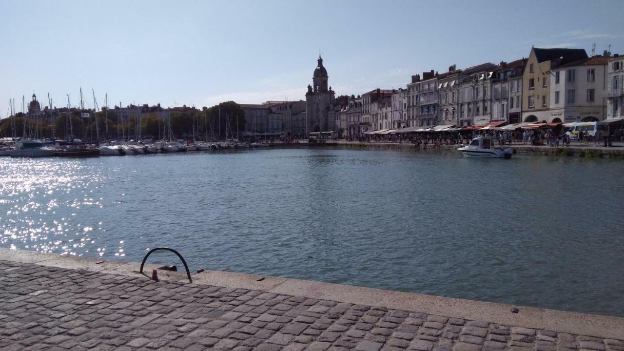 Апартаменти Sur Le Vieux Port, Centre De La Rochelle Ла-Рошель Екстер'єр фото